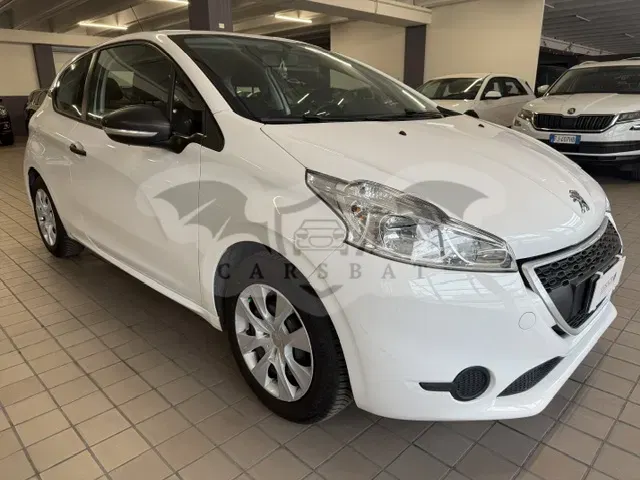 Peugeot 208 1.2 VTI Access 2014