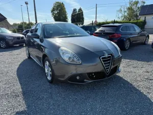 Alfa Romeo Giulietta 1.6 JTD Distinctive 2011