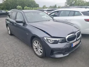 BMW 3 Series Touring 320e Business Design 2022