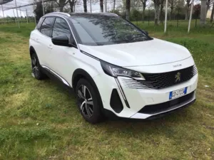 Peugeot 3008 1.5 HDI GT 2021
