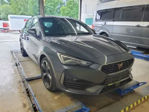 Cupra Leon 2.0 TSI 2022