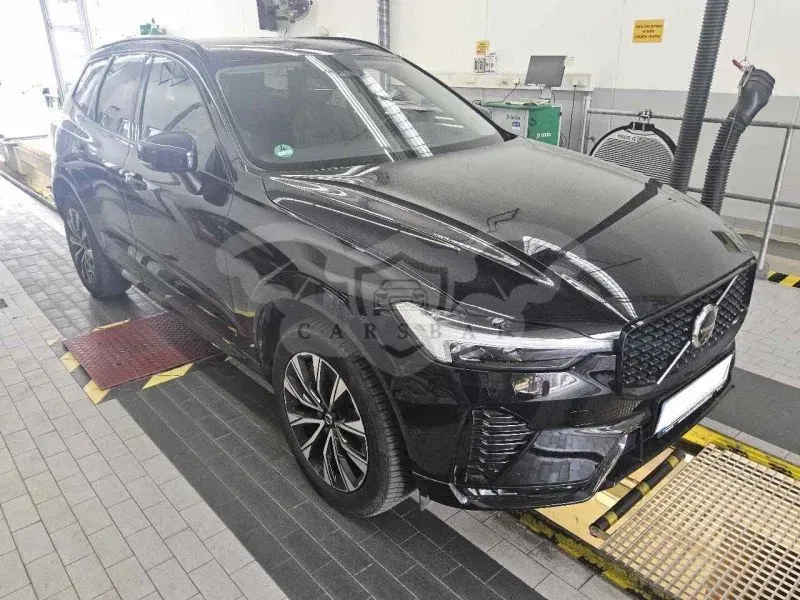 Volvo XC60 2.0 Plus Dark 2025