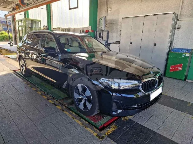 BMW 5 Series Touring 530i 2023