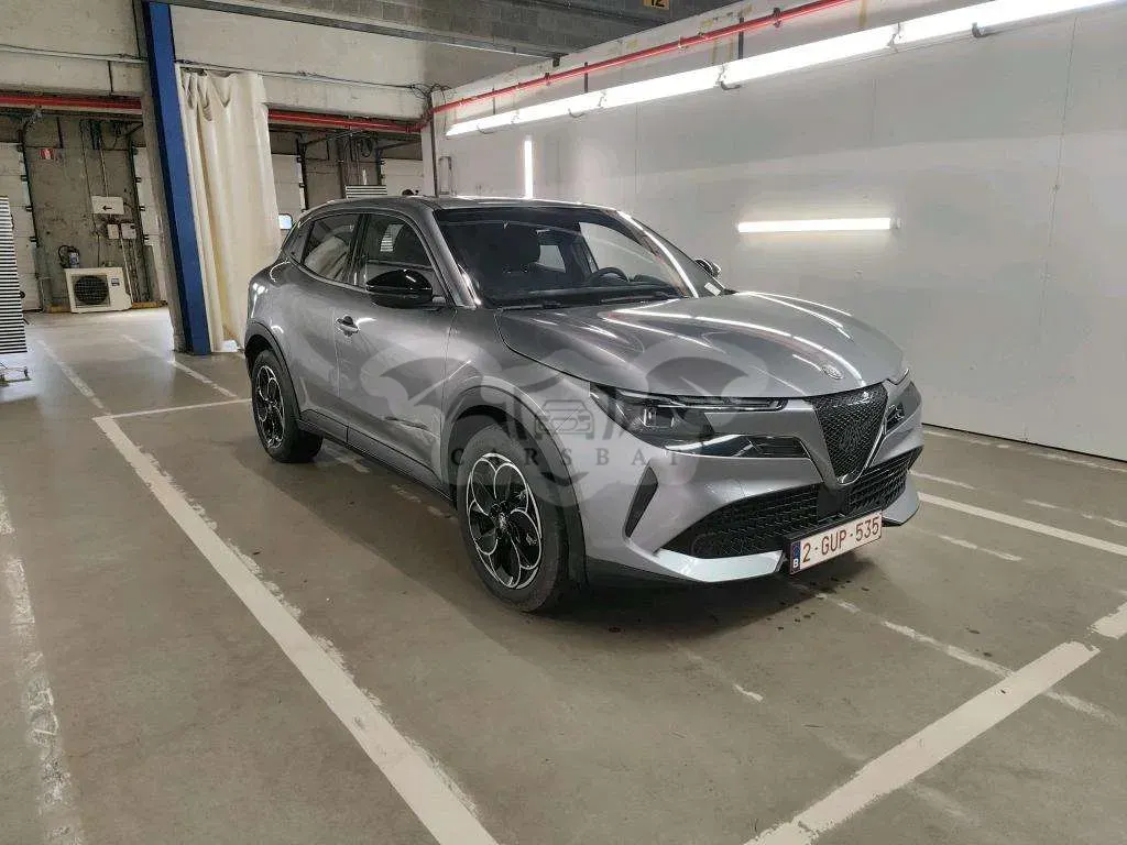 Alfa Romeo Junior 51 kWh 2025