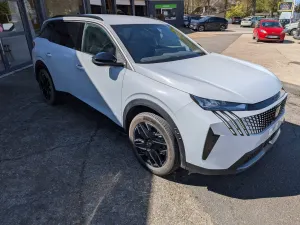 Peugeot 5008 1.2 Allure 2025