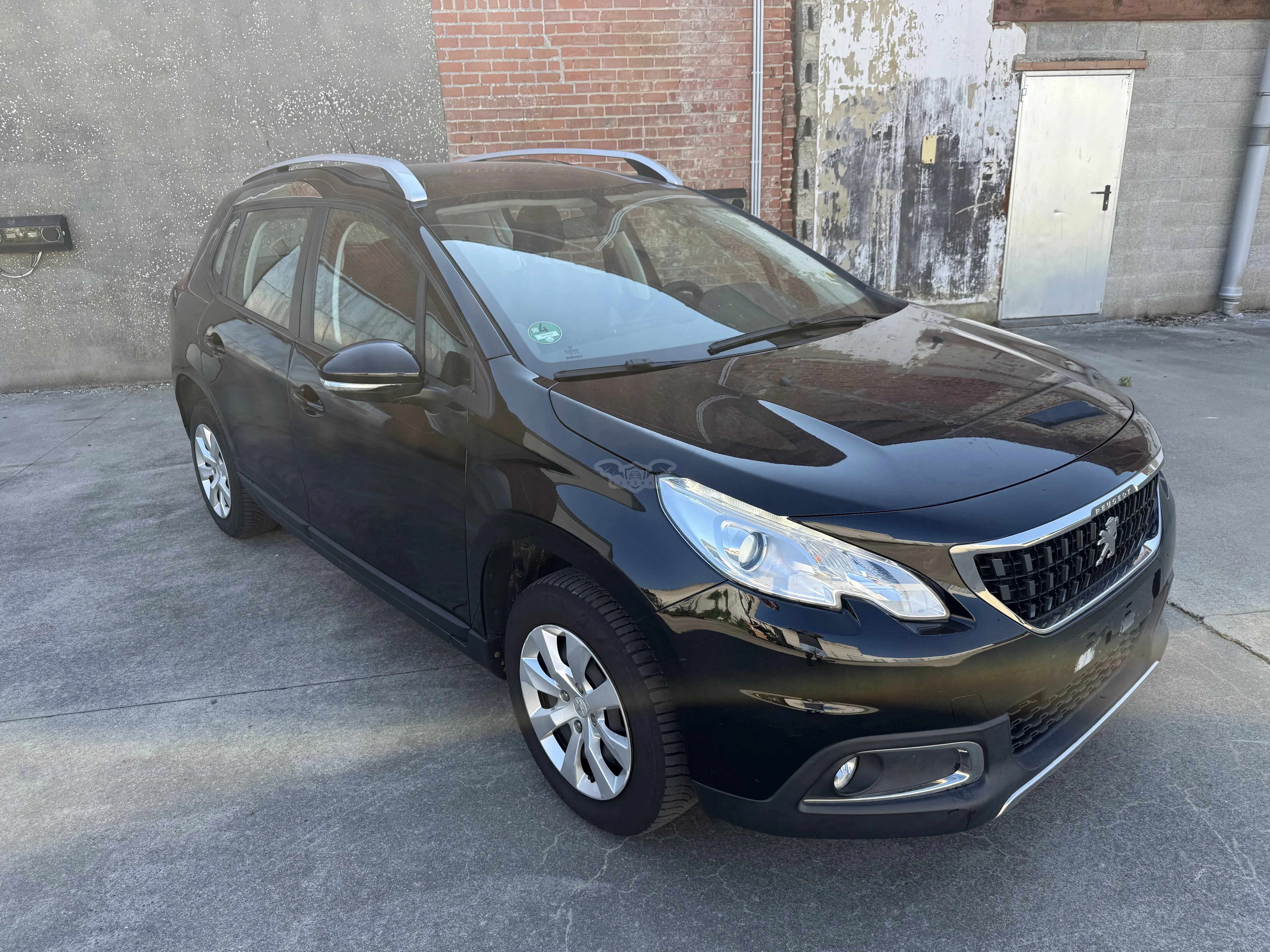 Peugeot 2008 1.2i Access 2016