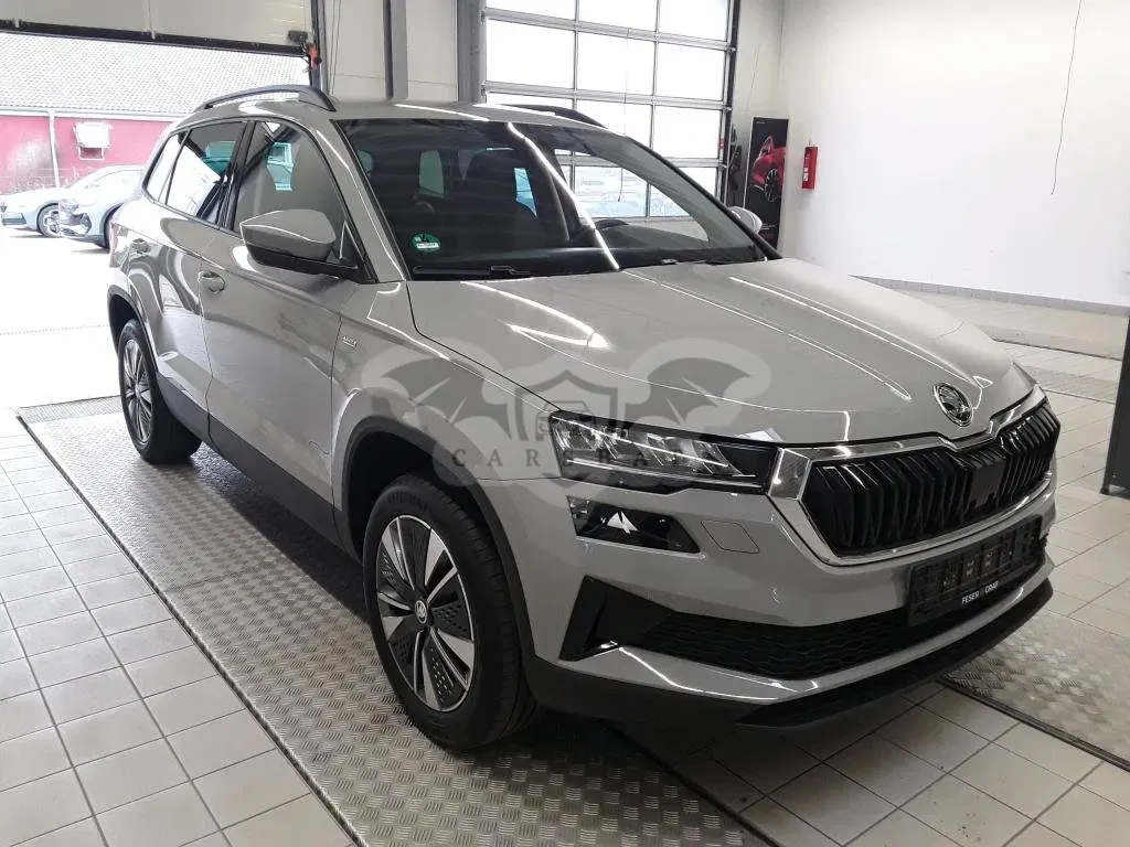 Skoda Karoq 1.0 TSI Tour 2023