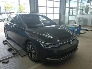 Volkswagen Golf 1.0 eTSI Move 2024