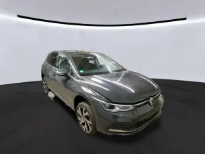 Volkswagen Golf 1.5 eTSI Style 2024