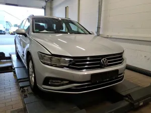 Volkswagen Passat Variant 2.0 TDI Business 2023
