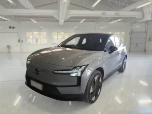 Volvo EX30 Extended Range Plus 2024