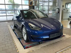 Tesla Model 3 Long Range 2021