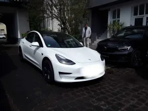 Tesla Model 3 Standard Range Plus 2022