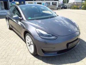 Tesla Model 3 Long Range 2021