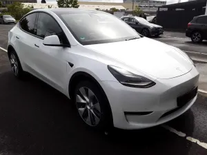Tesla Model Y Long Range 2023