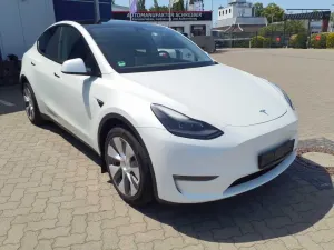 Tesla Model Y Long Range 2023