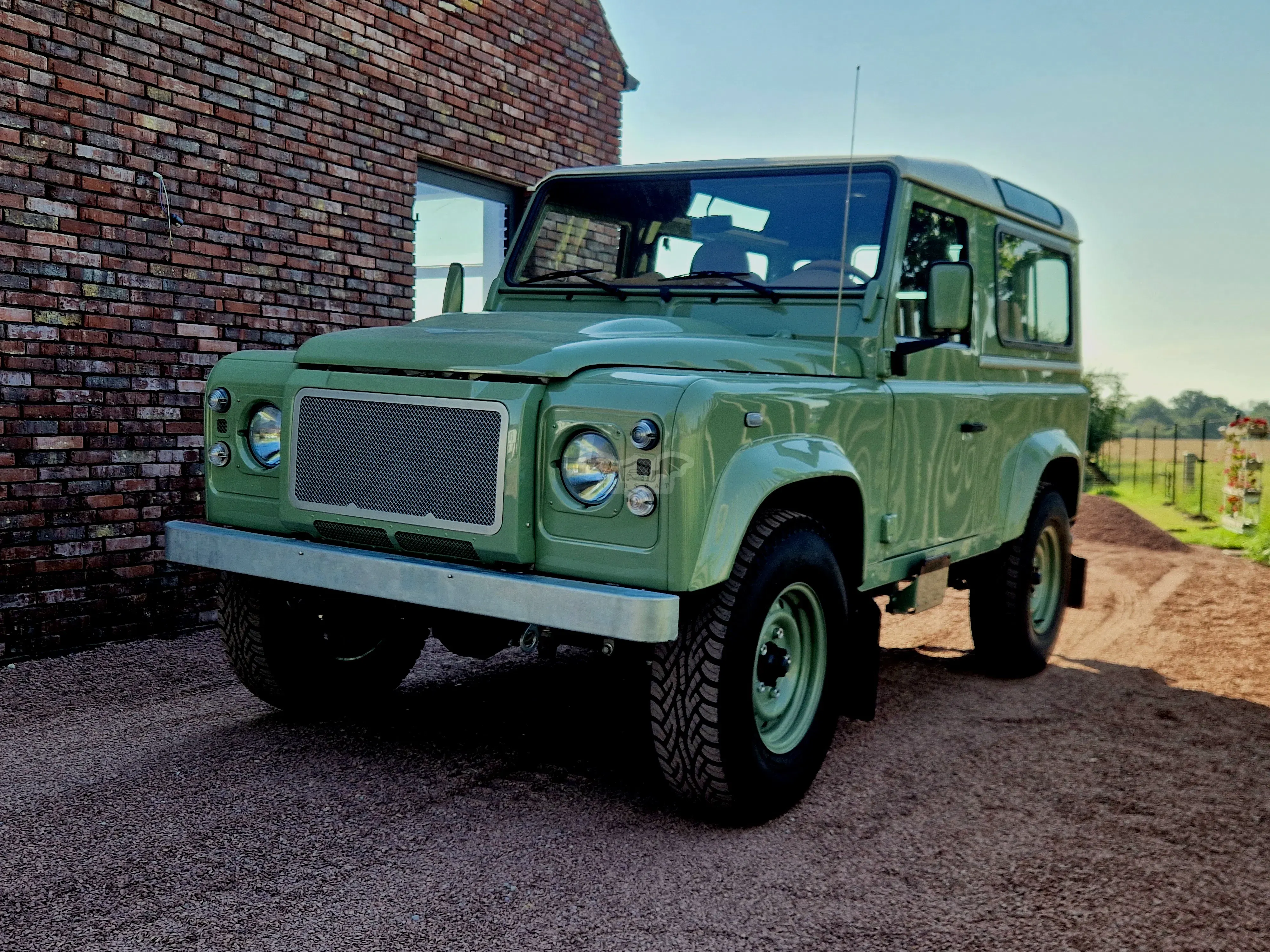 Land Rover Defender 90 2.2d Adventure 2012