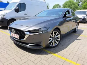 Mazda 3 2.0i 2021