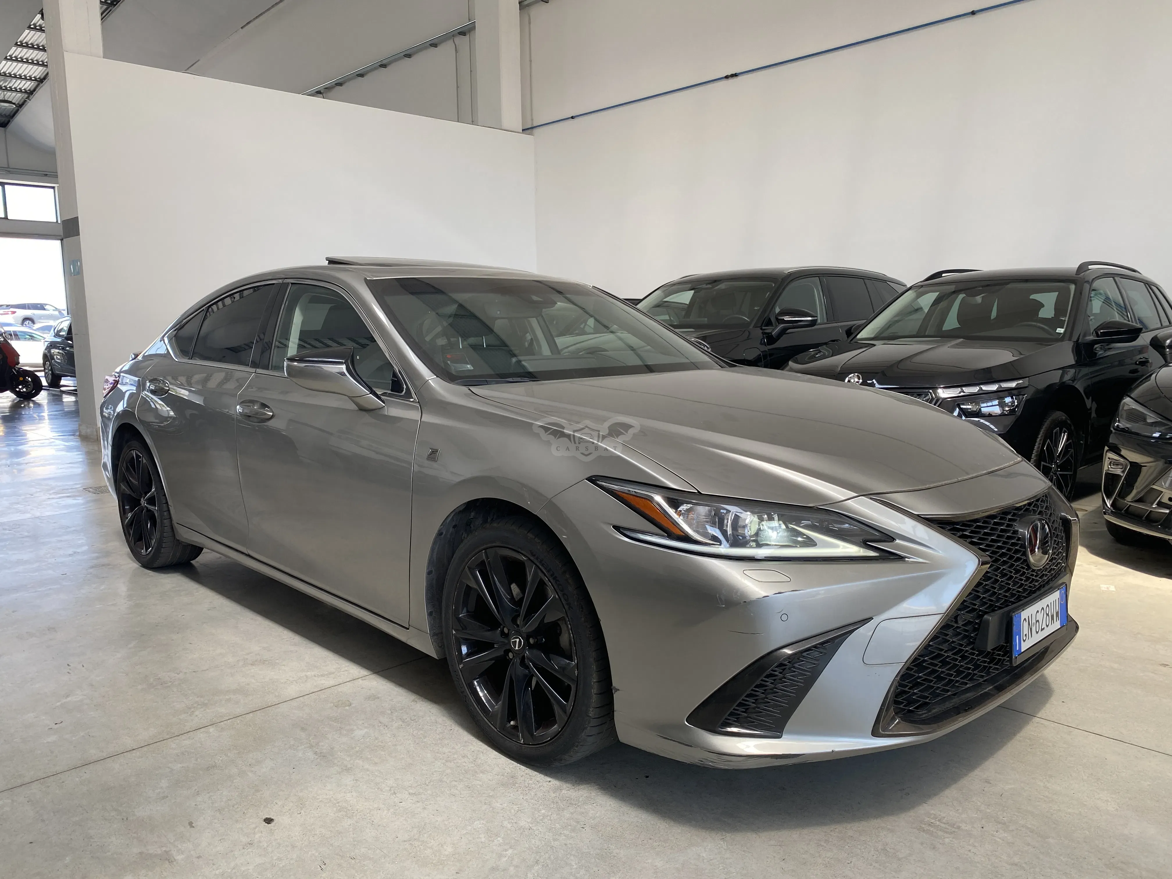 Lexus ES 300h F-Sport 2023
