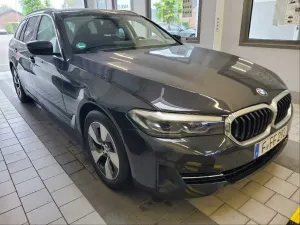 BMW 5 Series Touring 520d 2023