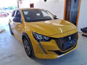 Peugeot 208 208 Elektromotor 136 Allure 2022
