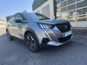 Peugeot 2008 1.2i GT 2022