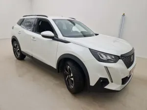 Peugeot 2008 1.2i Allure 2021