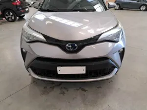 Toyota C-HR 1.8h Business 2021