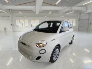 Fiat 500 e Action 2022