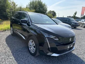 Peugeot 5008 1.2i Style 2022