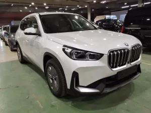 BMW iX1 65 kWh 2023
