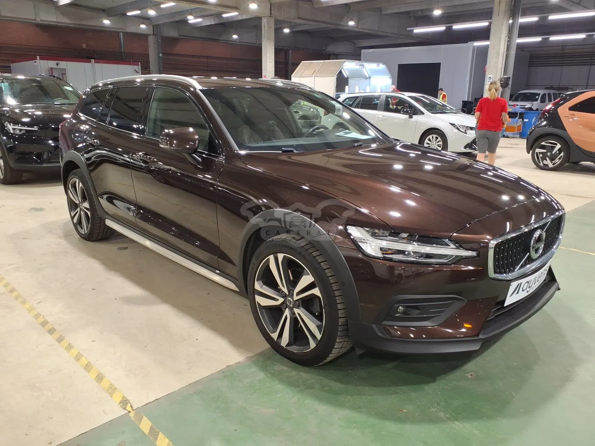 Volvo V60 Cross Country 2.0 B4 Pro 2021