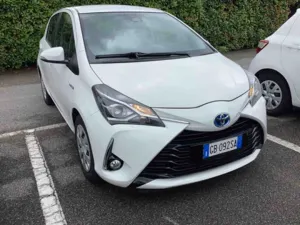 Toyota Yaris 1.5h Active 2020