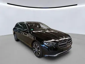 Mercedes-Benz E 300de 2023
