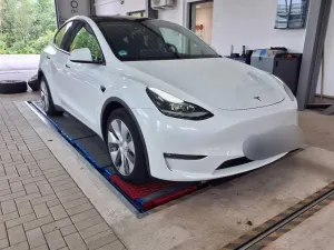 Tesla Model Y Long Range 2023