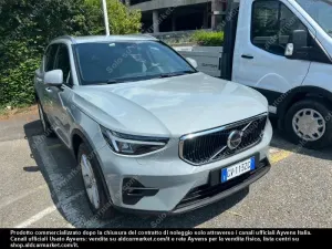 Volvo XC40 B3 Core 2024