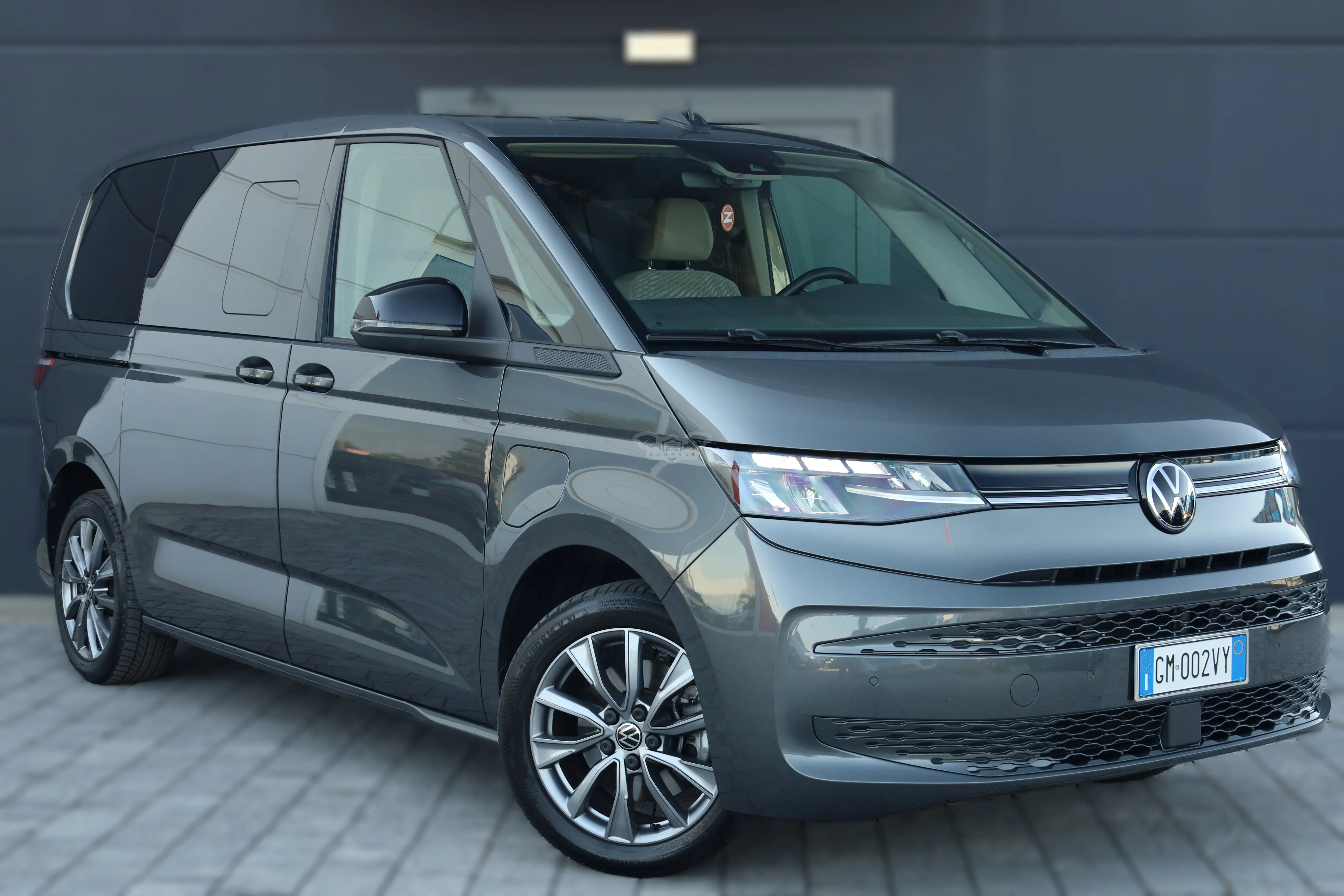 Volkswagen Multivan 1.4 eTSI Life 2023