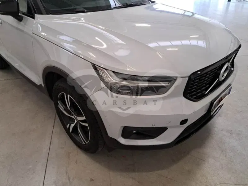 Volvo XC40 B4 R-Design 2021