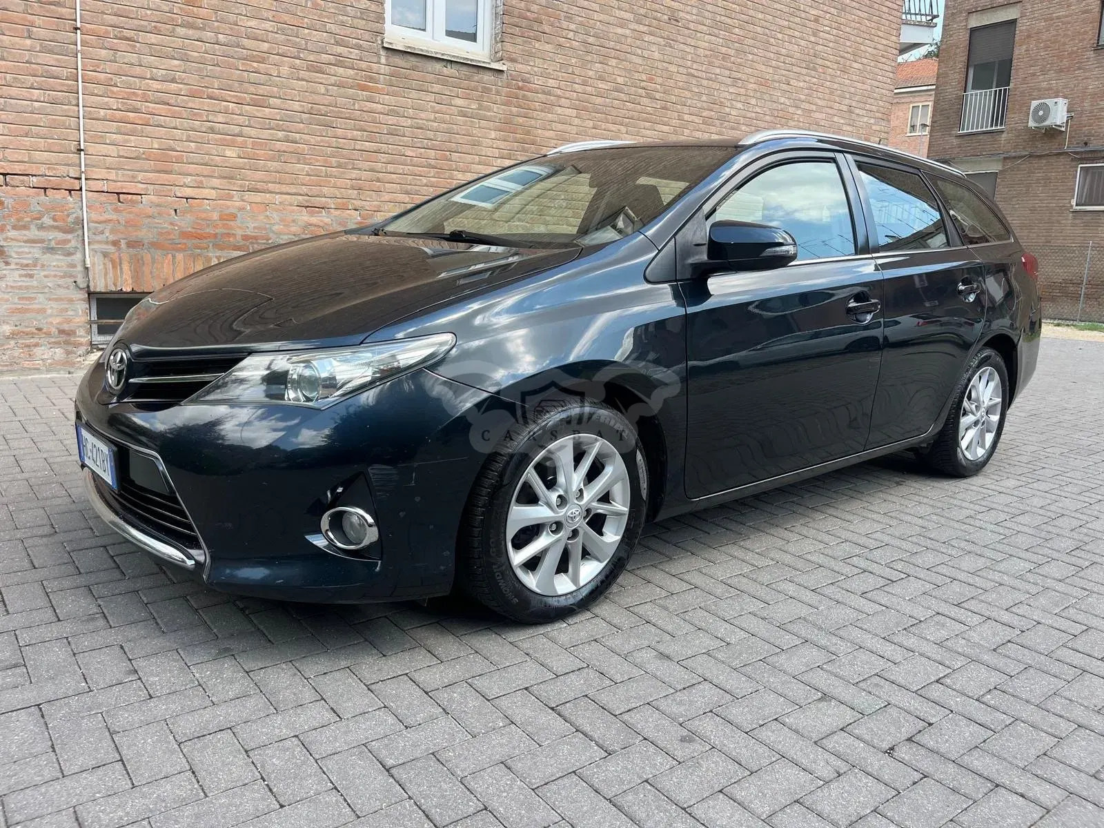 Toyota Auris 1.4 D-4D Sportline 2013