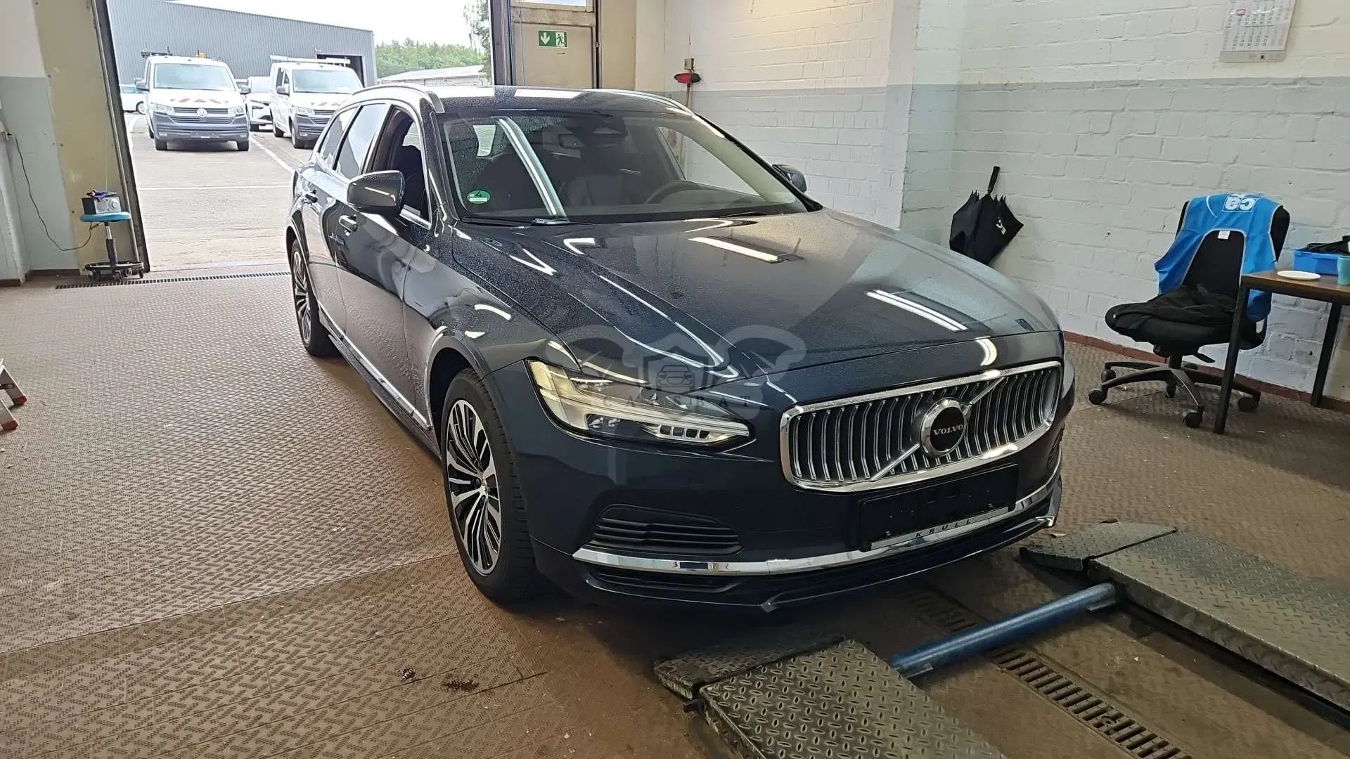 Volvo V90 T6 Core 2025