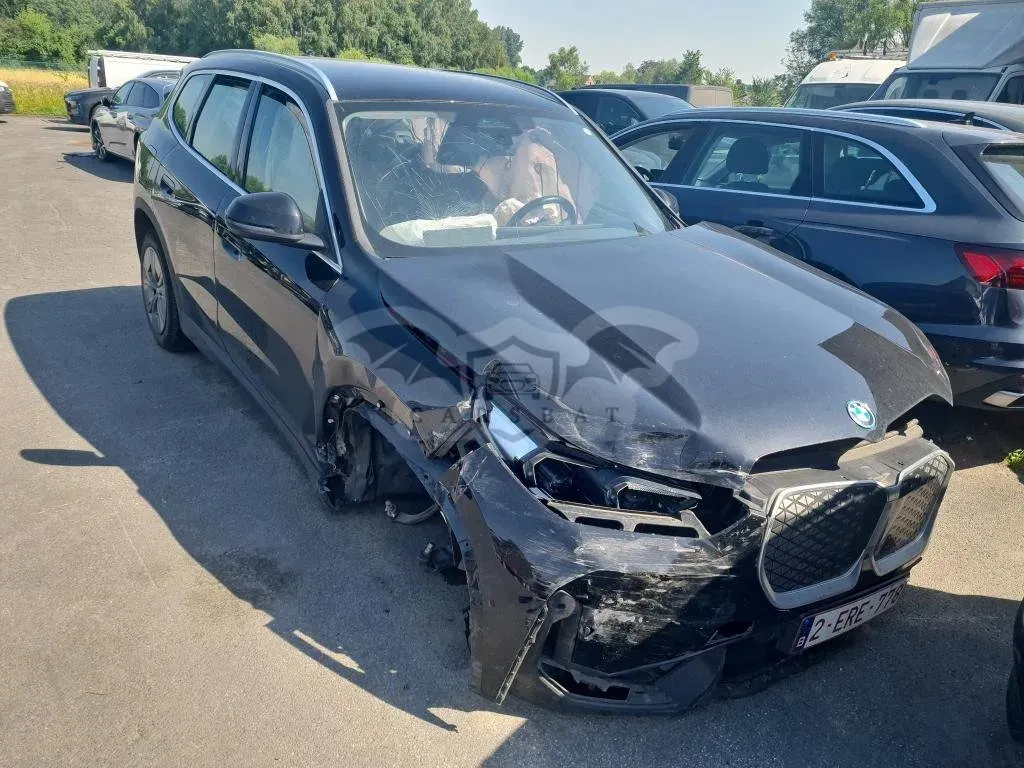 BMW iX1 20 2024
