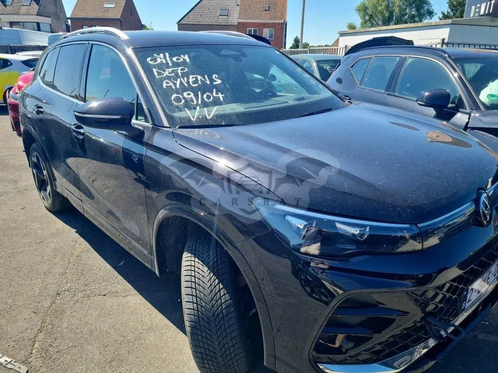 Volkswagen Tiguan 1.5 R-Line 2024