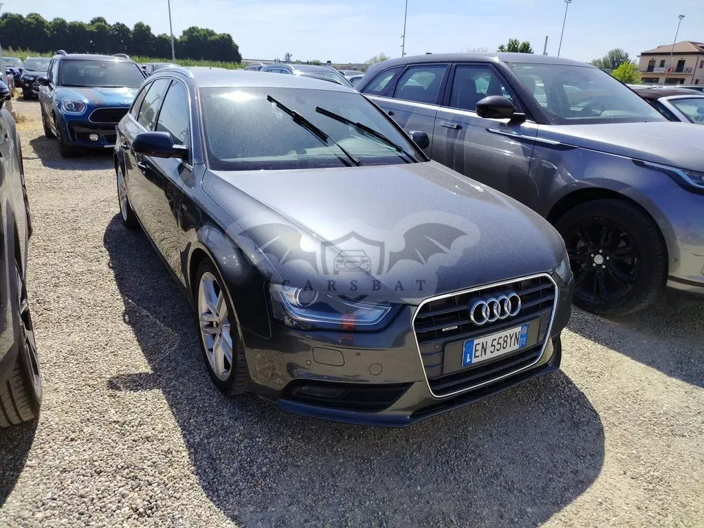 Audi A4 Avant 2.0 TDI S Line 2012