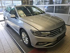 Volkswagen Passat Variant 1.5 TSI Business 2022