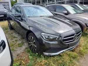 Mercedes-Benz E 300de Avantgarde 2022