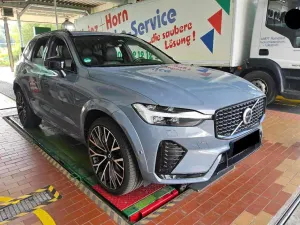 Volvo XC60 2.0 R-Design 2022