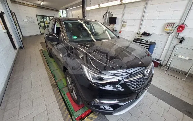 Opel Grandland 1.2 Elegance 2021