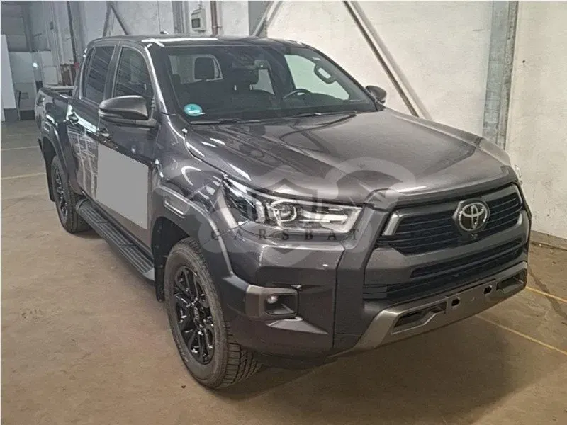 Toyota Hilux 2.8 Invincible 2023