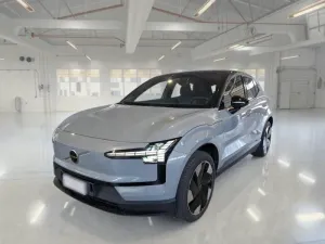 Volvo EX30 Extended Range Plus 2024