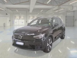 Volvo XC40 Plus 2022